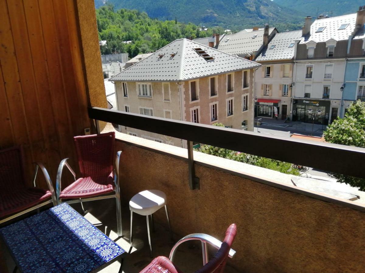 Appartement 4 Personnes A 500M Des Telecabines Briançon Esterno foto